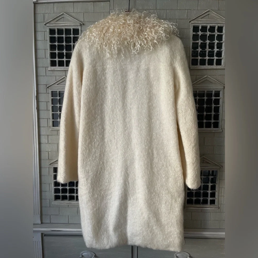 Fendi Women’s Vintage 1990’s Cream Mohair Coat with Kiddassia Collar & Trim - Picture 5 of 16
